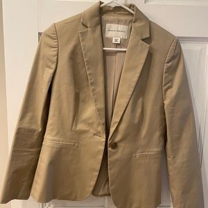 Banana Republic - Size 2 Petite beige blazer